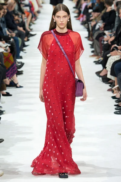 Look 38